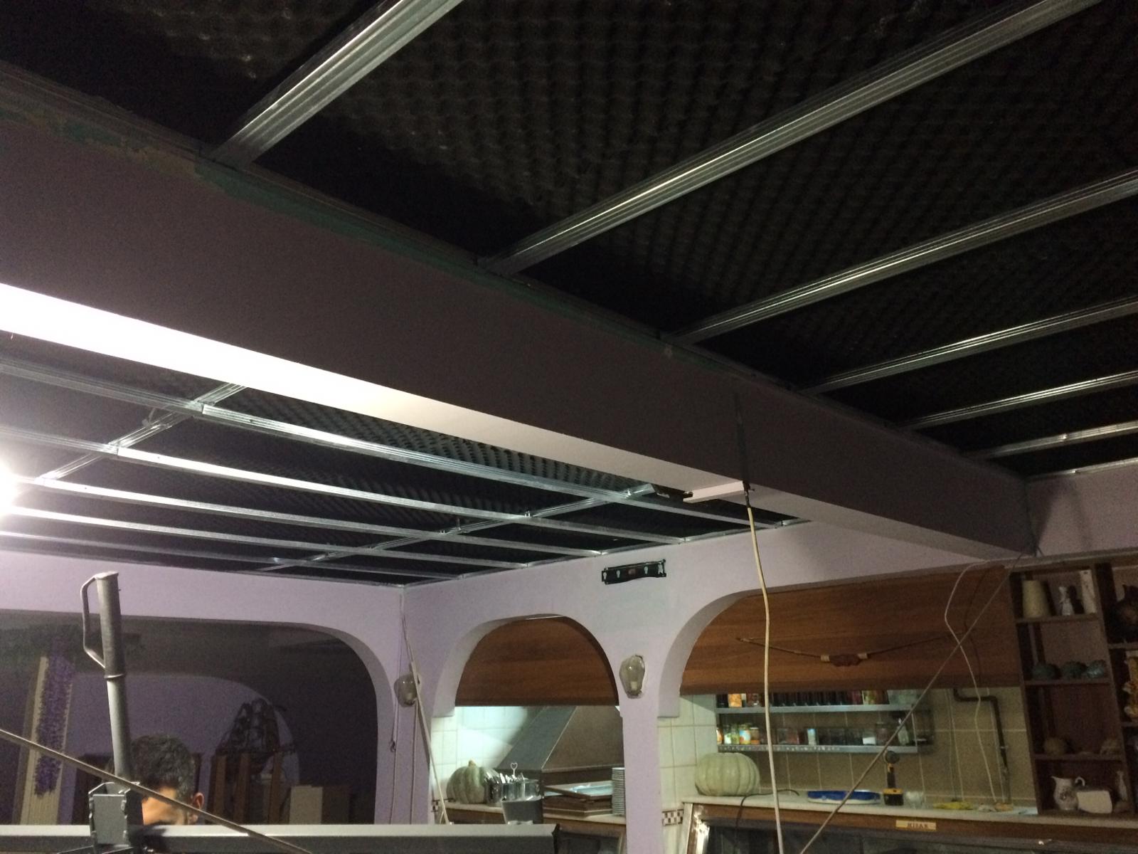 restoran ses izolasyonu tavan